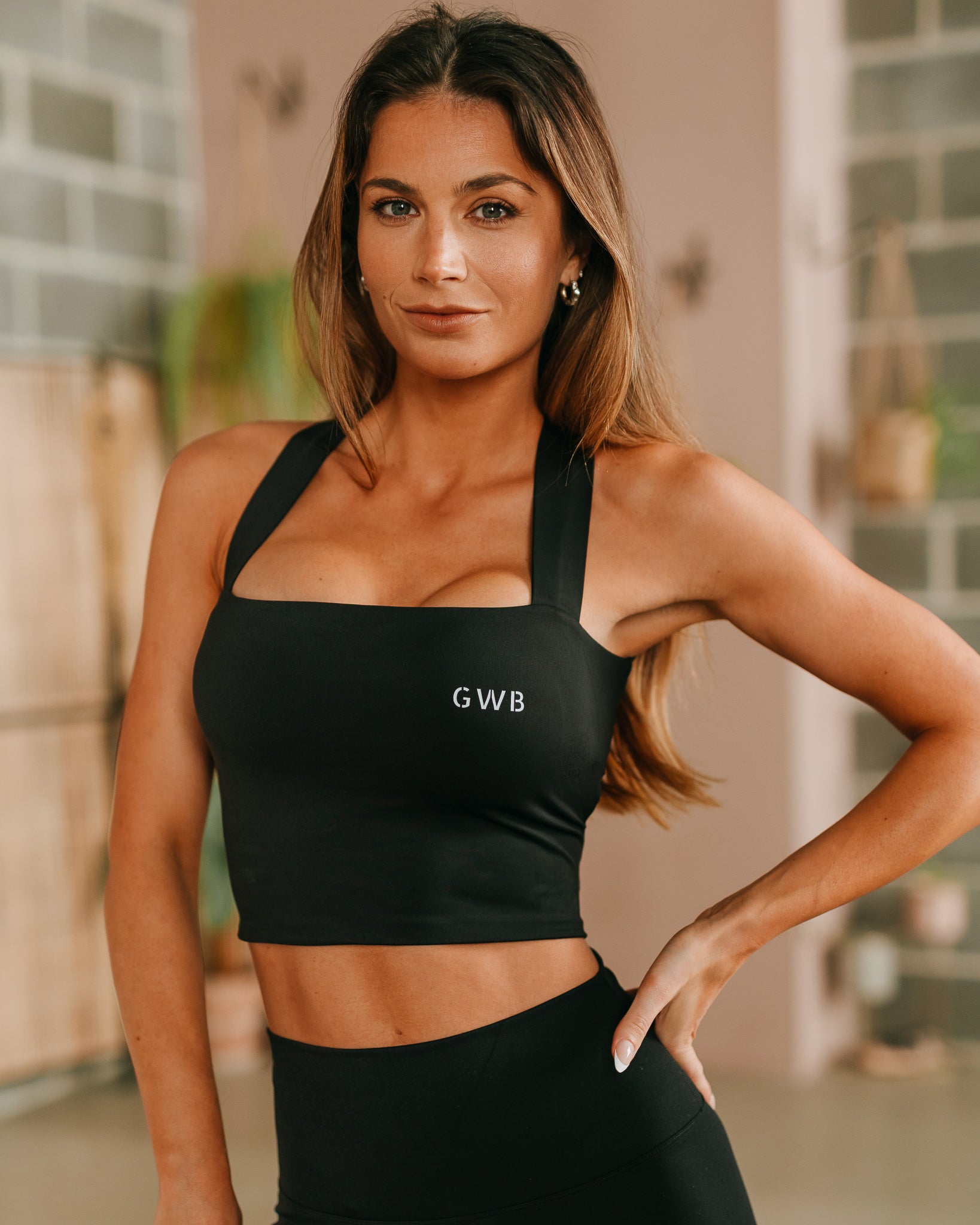 The Larisa Strap Bra Top in Black – The Gym Wear Boutique